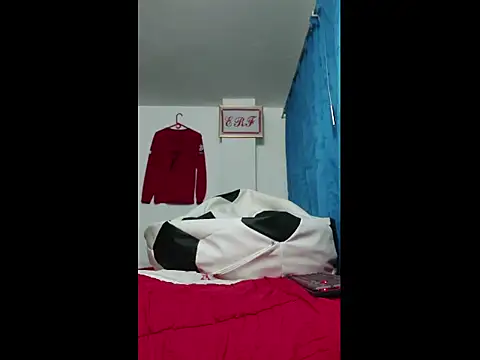 Snapshot of ALBEIROFOOTBALL1992 chatting on 02/25/25, 06:14 ALBEIROFOOTBALL1992 online show from 02/25/25, 06:14