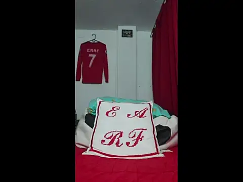 Snapshot of ALBEIROFOOTBALL1992 chatting on 10/12/25, 04:55 ALBEIROFOOTBALL1992 online show from 10/12/25, 04:55