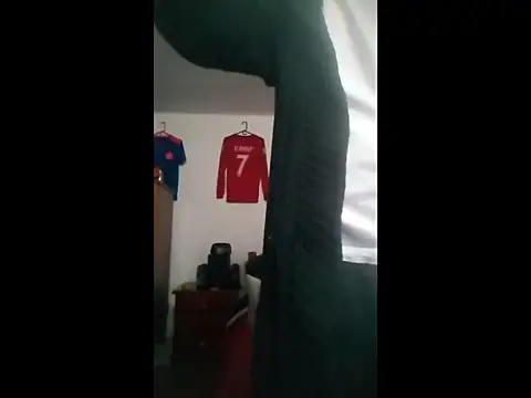 Snapshot of ALBEIROFOOTBALL1992 chatting on 11/09/25, 04:55 ALBEIROFOOTBALL1992 online show from 11/09/25, 04:55