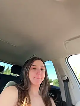 DoriDeluxe66 online show from 11/25/25, 12:27