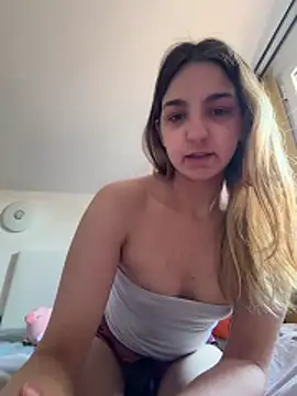 DoriDeluxe66 online show from 03/16/26, 09:35