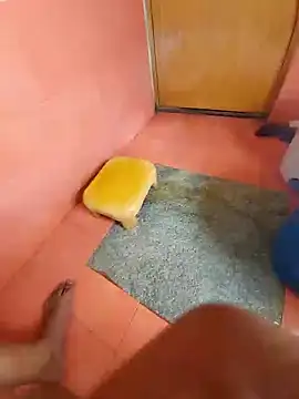 Snapshot of Stripkomal chatting on 03/13/25, 03:22 Stripkomal online show from 03/13/25, 03:22