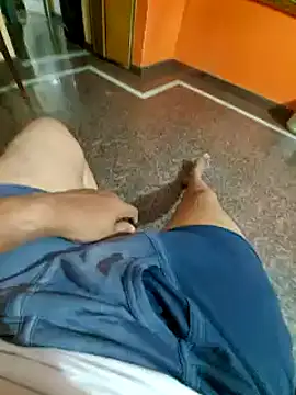 Snapshot of Stripkomal chatting on 03/15/25, 04:21 Stripkomal online show from 03/15/25, 04:21