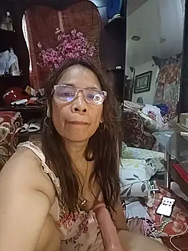 HotsexyNaughtysweetbaby online show from 02/03/26, 06:00