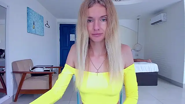 Snapshot of neighbours_love chatting on 12/02/24, 05:59 neighbours love online show from 12/02/24, 05:59