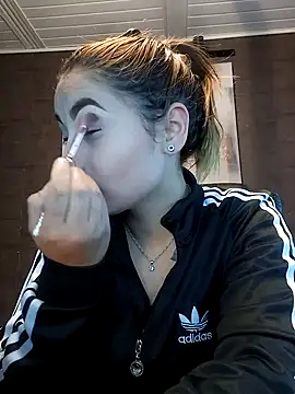 Emiily W online show from 01/11/25, 01:43