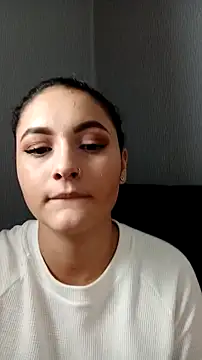 Emiily W online show from 03/10/25, 05:39