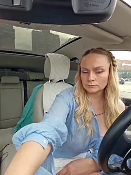 Bondgirl 013 online show from 10/18/25, 10:05