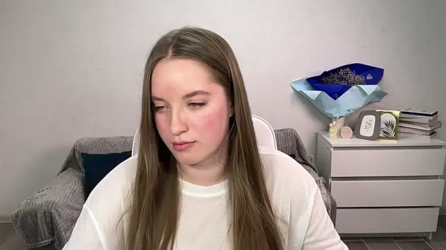 EvaMaddison online show from 11/26/25, 05:58