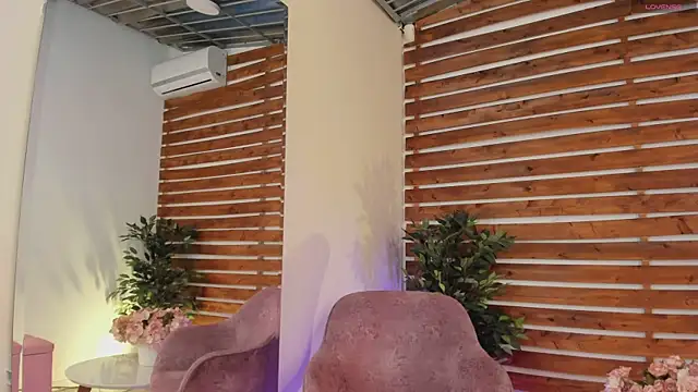  MeganRain online show from 03/05/25, 11:17