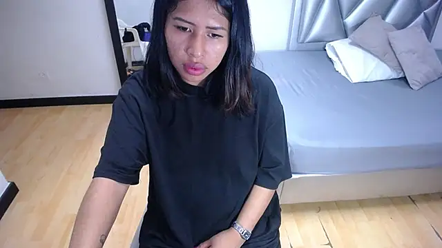 Snapshot of indian_sweety18 chatting on 03/08/25, 01:03 indian sweety18 online show from 03/08/25, 01:03