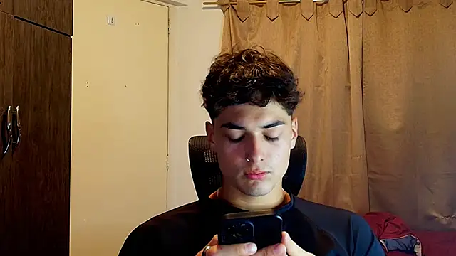 Snapshot of jimmy_class chatting on 11/20/25, 11:26 jimmy class online show from 11/20/25, 11:26