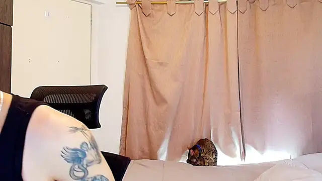 Snapshot of jimmy_class chatting on 11/28/25, 03:58 jimmy class online show from 11/28/25, 03:58