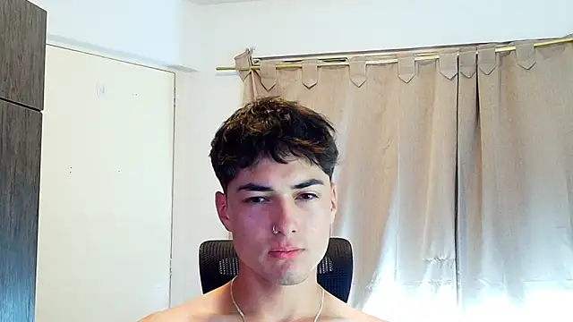 Snapshot of jimmy_class chatting on 12/14/25, 06:56 jimmy class online show from 12/14/25, 06:56