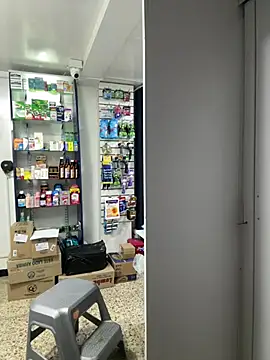 Snapshot of roouse chatting on 01/03/25, 12:43 roouse online show from 01/03/25, 12:43