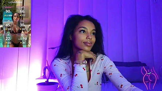 Snapshot of KimiBrown chatting on 12/31/24, 06:59 KimiBrown online show from 12/31/24, 06:59