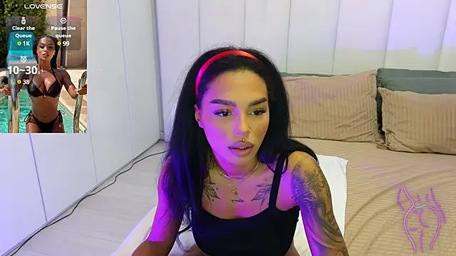 Snapshot of KimiBrown chatting on 03/04/25, 10:24 KimiBrown online show from 03/04/25, 10:24