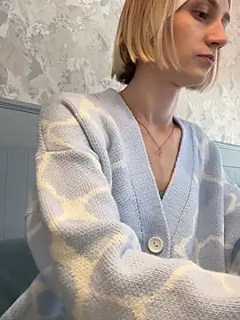 Snapshot of Feral_berry_8133 chatting on 02/12/25, 07:13 Feral berry 8133 online show from 02/12/25, 07:13