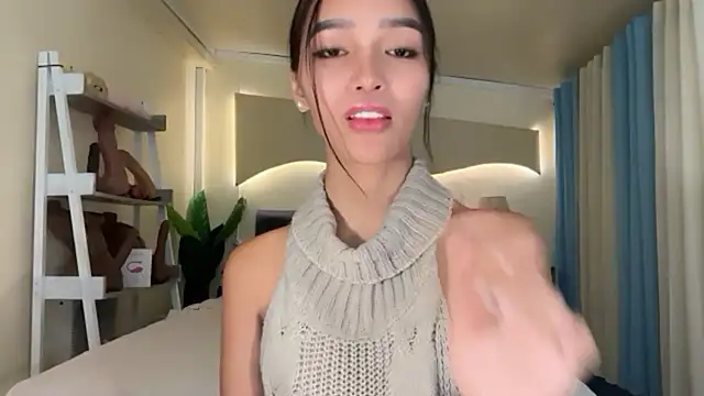 Snapshot of _caroline69 chatting on 11/13/25, 01:26 caroline69 online show from 11/13/25, 01:26