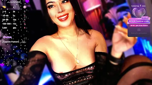 Snapshot of Thalia_Cambridge chatting on 12/13/25, 09:20 Thalia Cambridge online show from 12/13/25, 09:20