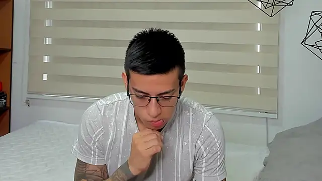 SIXXTOLOVE18 online show from 02/08/26, 08:56