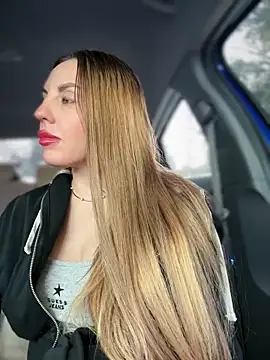 Kalli Fornia online show from 02/02/26, 09:52