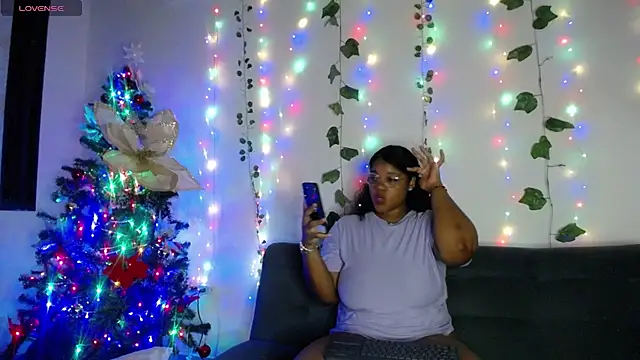 Lilyth  Brown online show from 12/21/24, 12:42