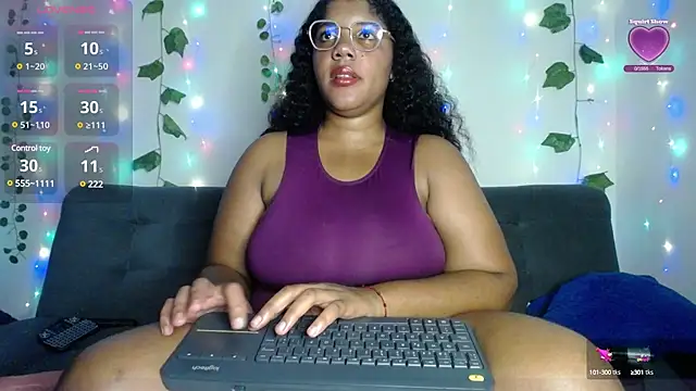 Lilyth  Brown online show from 02/13/25, 01:40