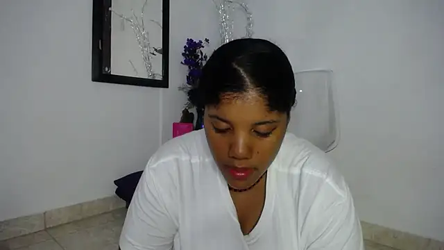 Lilyth  Brown online show from 09/18/25, 08:22