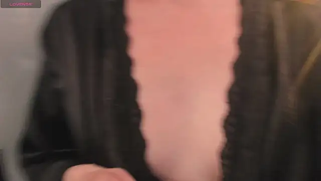 Snapshot of Salo_Heaven chatting on 02/25/25, 05:04 Salo Heaven online show from 02/25/25, 05:04