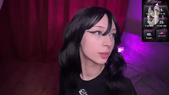 Snapshot of Handsomepure chatting on 12/22/24, 11:44 Handsomepure online show from 12/22/24, 11:44