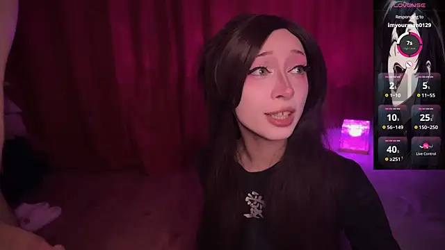 Snapshot of Handsomepure chatting on 01/04/25, 04:11 Handsomepure online show from 01/04/25, 04:11