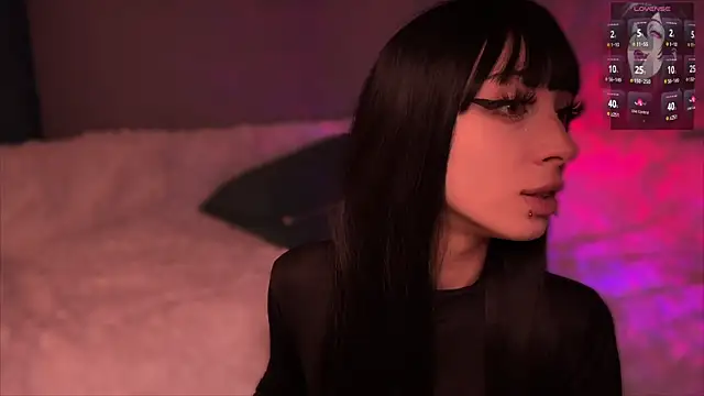 Snapshot of Handsomepure chatting on 11/13/25, 11:25 Handsomepure online show from 11/13/25, 11:25