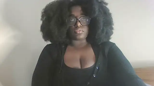 Snapshot of MissCC99 chatting on 06/02/26, 10:12 MissCC99 online show from 06/02/26, 10:12