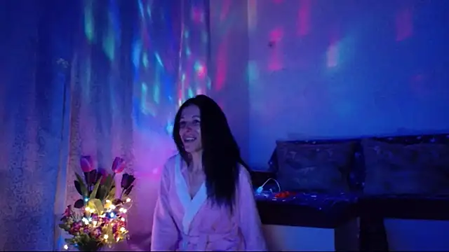 Snapshot of ElysaSun chatting on 03/01/25, 01:43 ElysaSun online show from 03/01/25, 01:43