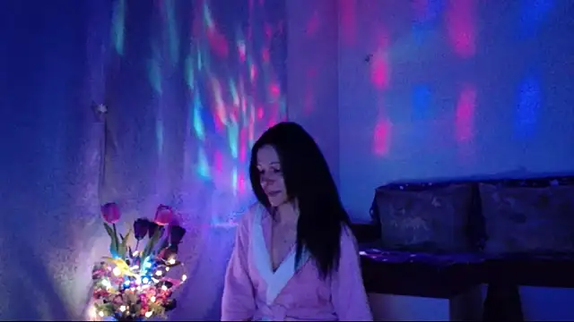 Snapshot of ElysaSun chatting on 03/04/25, 12:07 ElysaSun online show from 03/04/25, 12:07