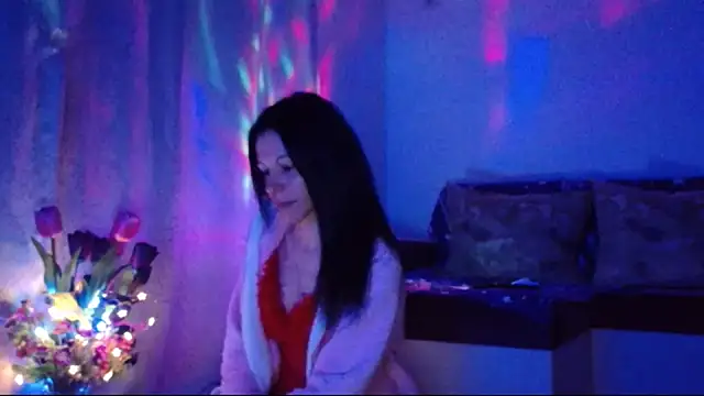 Snapshot of ElysaSun chatting on 03/04/25, 09:43 ElysaSun online show from 03/04/25, 09:43