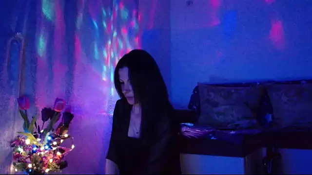 Snapshot of ElysaSun chatting on 03/10/25, 09:18 ElysaSun online show from 03/10/25, 09:18