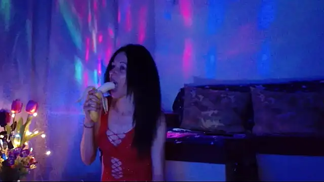 Snapshot of ElysaSun chatting on 03/18/25, 09:10 ElysaSun online show from 03/18/25, 09:10