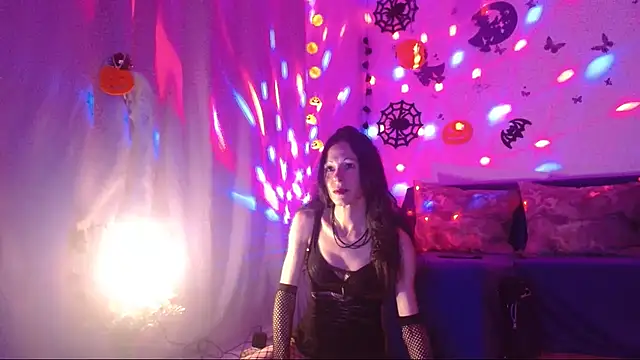 Snapshot of ElysaSun chatting on 11/01/25, 07:16 ElysaSun online show from 11/01/25, 07:16