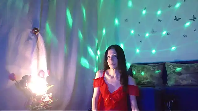 Snapshot of ElysaSun chatting on 02/08/26, 05:05 ElysaSun online show from 02/08/26, 05:05