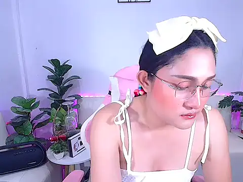 Snapshot of plysaithailand chatting on 10/28/25, 12:30 plysaithailand online show from 10/28/25, 12:30