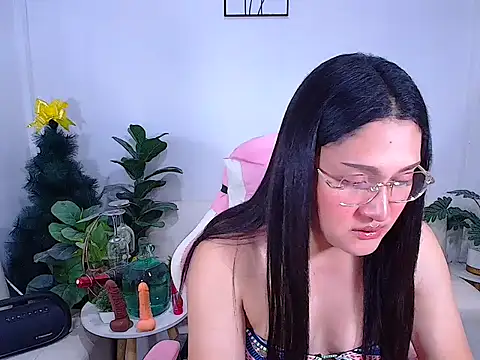 Snapshot of plysaithailand chatting on 11/21/25, 01:54 plysaithailand online show from 11/21/25, 01:54