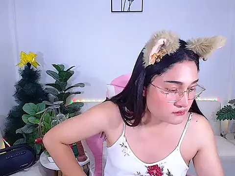 Snapshot of plysaithailand chatting on 12/01/25, 01:27 plysaithailand online show from 12/01/25, 01:27