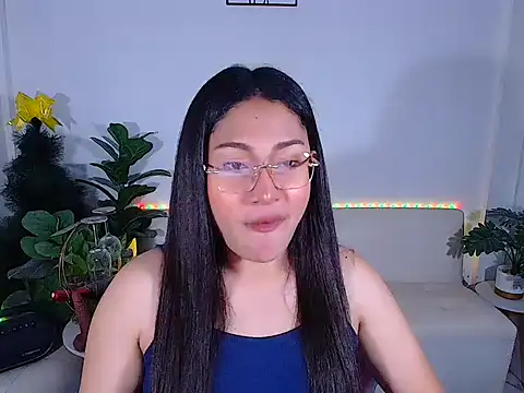 Snapshot of plysaithailand chatting on 12/15/25, 07:56 plysaithailand online show from 12/15/25, 07:56