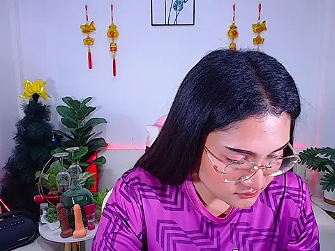 Snapshot of plysaithailand chatting on 01/15/26, 11:04 plysaithailand online show from 01/15/26, 11:04