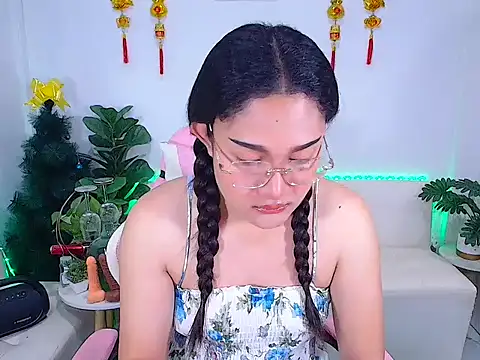 Snapshot of plysaithailand chatting on 02/04/26, 09:31 plysaithailand online show from 02/04/26, 09:31