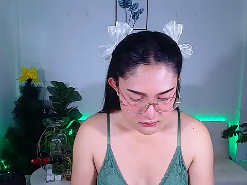 Snapshot of plysaithailand chatting on 05/20/26, 03:02 plysaithailand online show from 05/20/26, 03:02