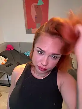 Snapshot of PennyPrincess chatting on 11/28/25, 01:47 PennyPrincess online show from 11/28/25, 01:47