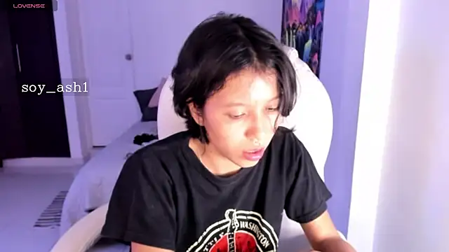 Snapshot of Ashlleycam_ chatting on 12/05/24, 01:25 Ashlleycam  online show from 12/05/24, 01:25